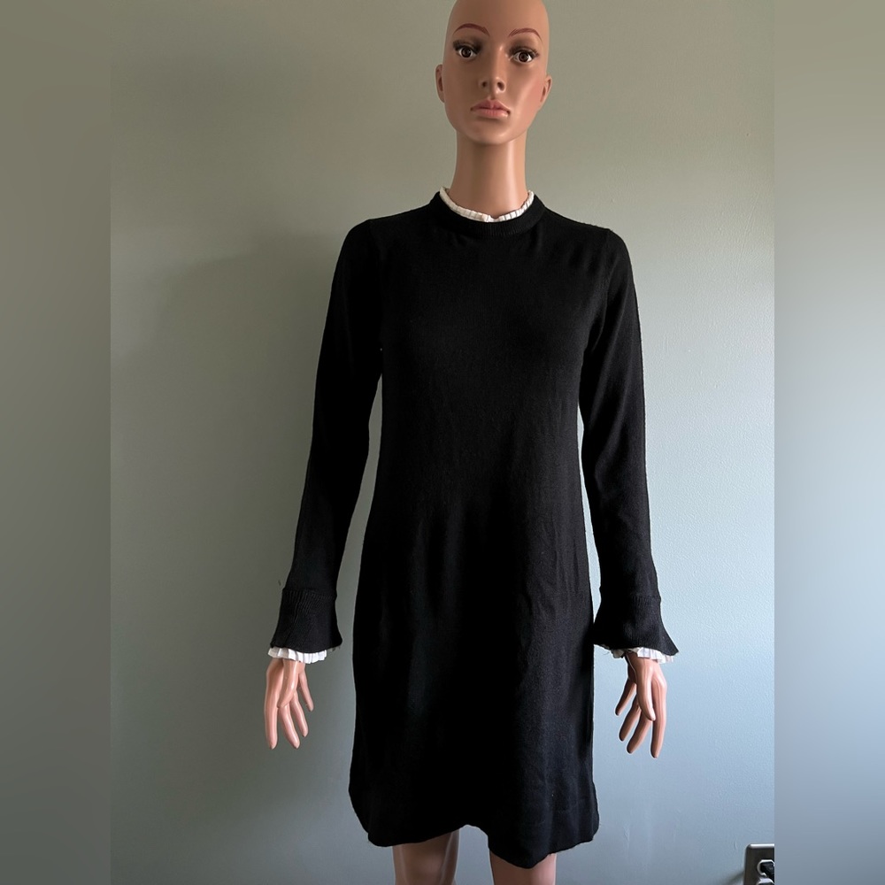 Vince Camuto Black Ruffled Dress Size SMALL Great condition